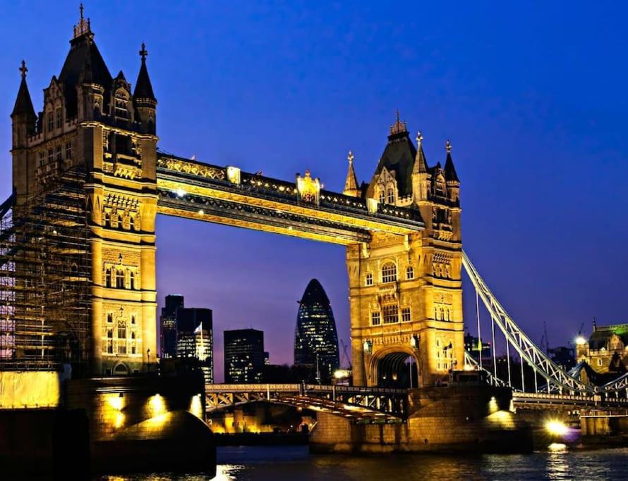 Appartamento Charming 1br Flats In The Heart Of Of Londra