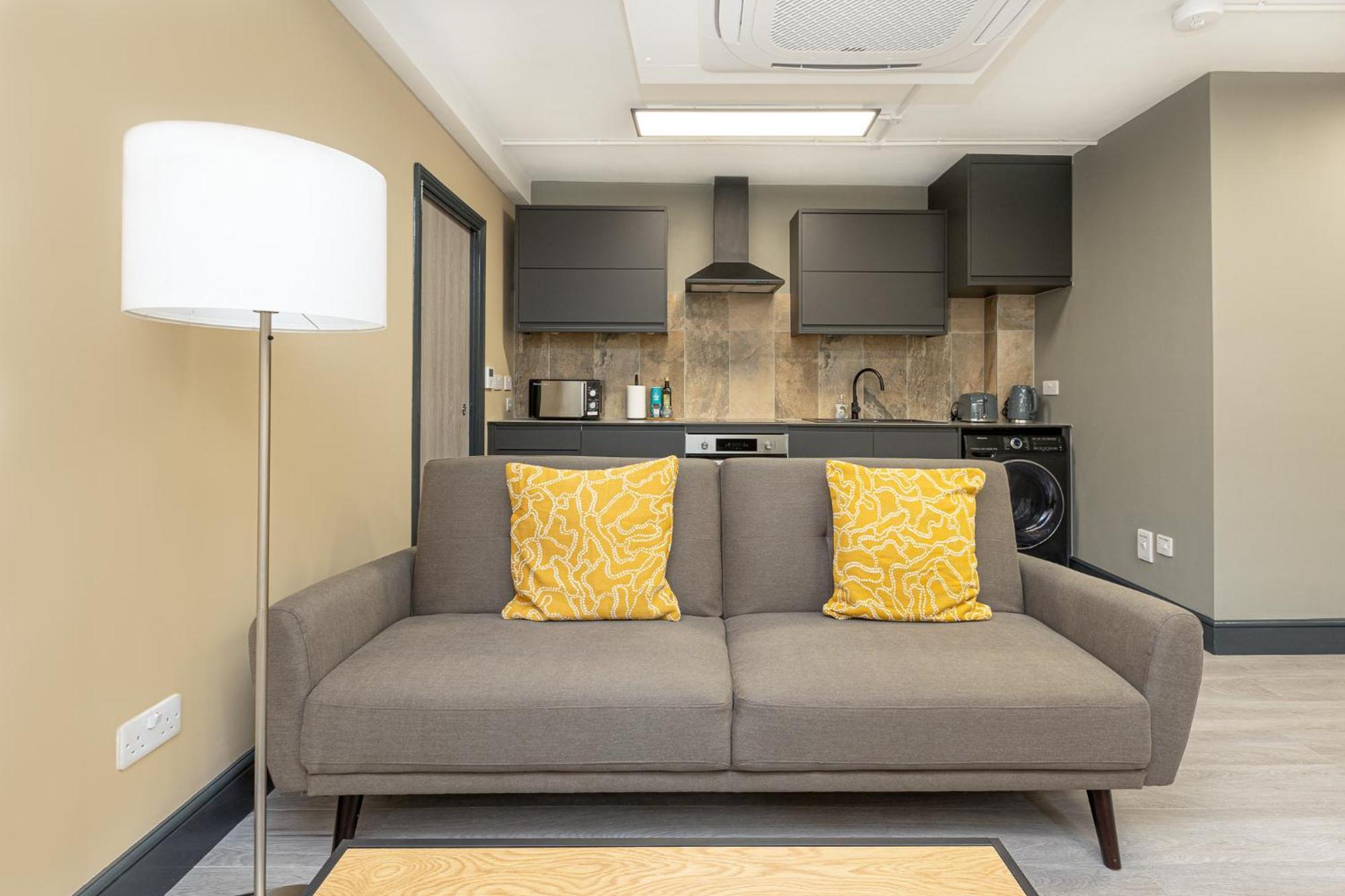 Charming 1br Flats In The Heart Of Of Appartamento *